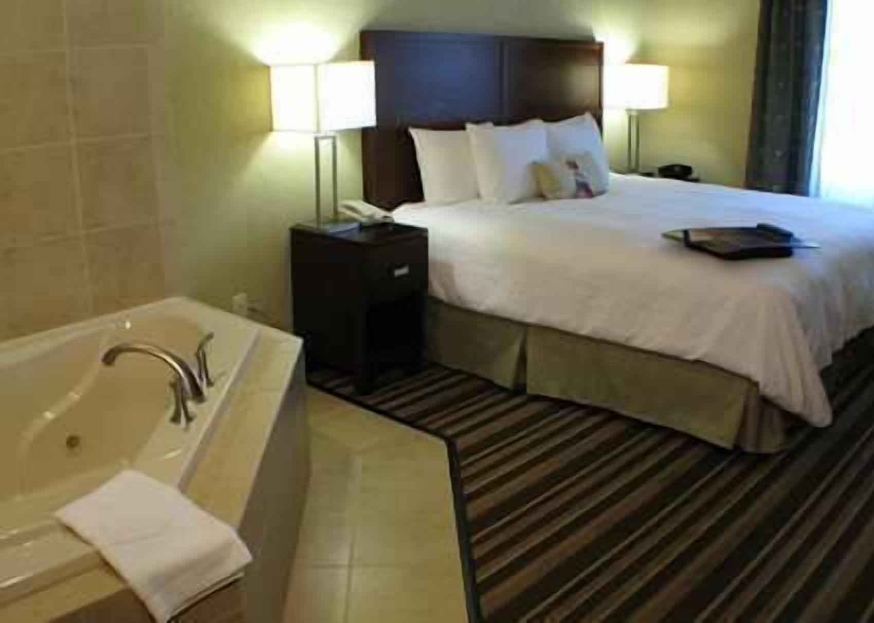 Hampton Inn And Suites Merced Extérieur photo
