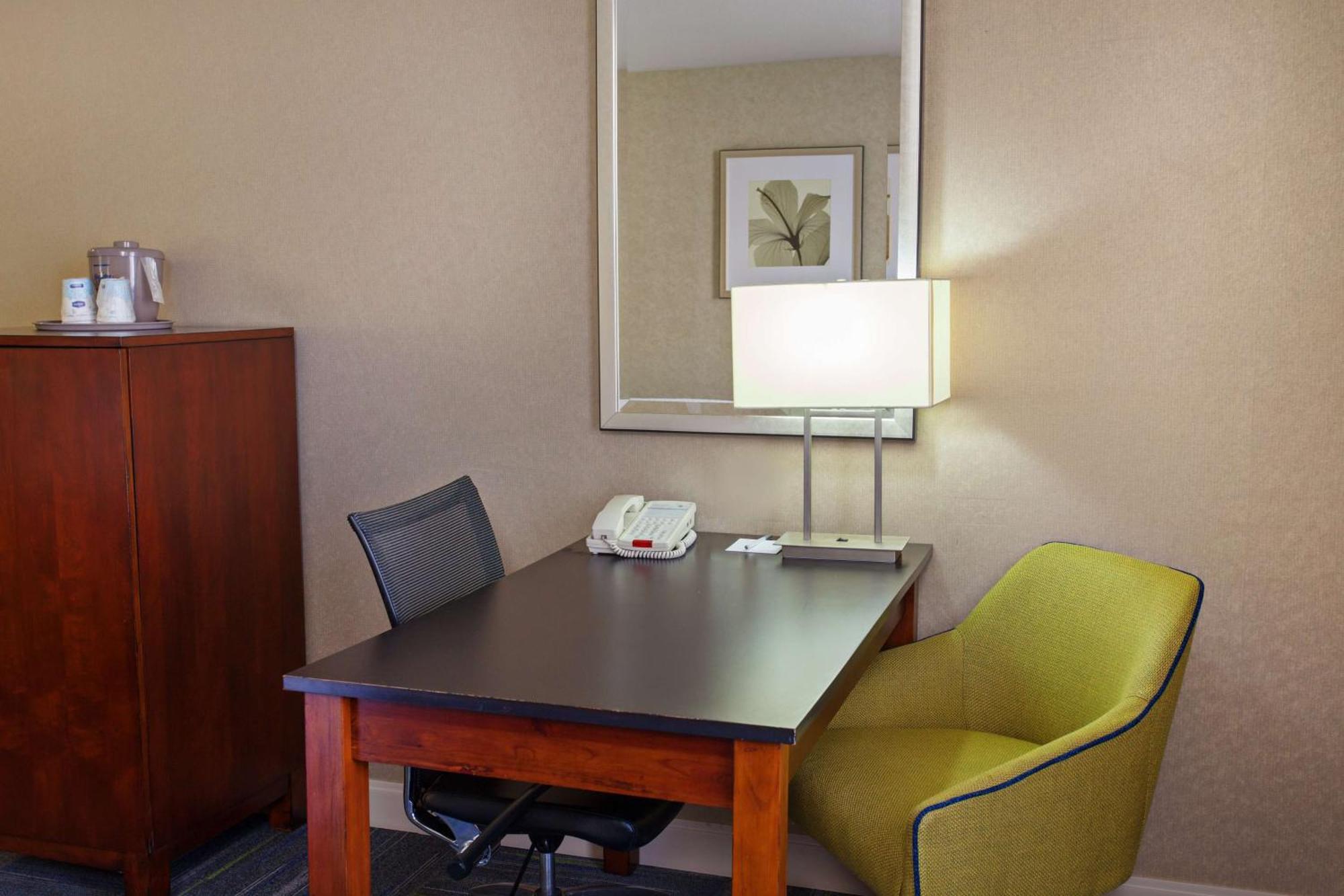 Hampton Inn And Suites Merced Extérieur photo