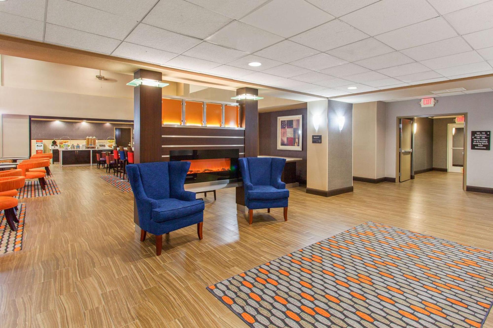 Hampton Inn And Suites Merced Extérieur photo