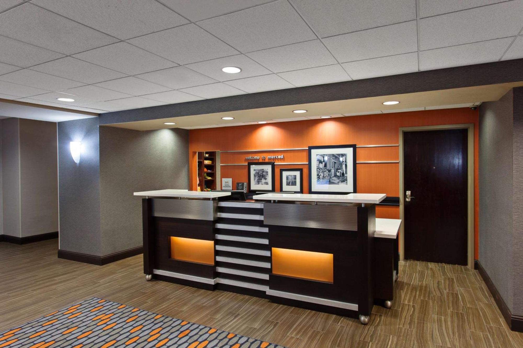 Hampton Inn And Suites Merced Extérieur photo